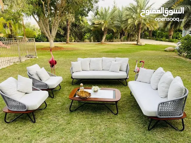 اطقم خارجية طاولات وكراسي فخمة