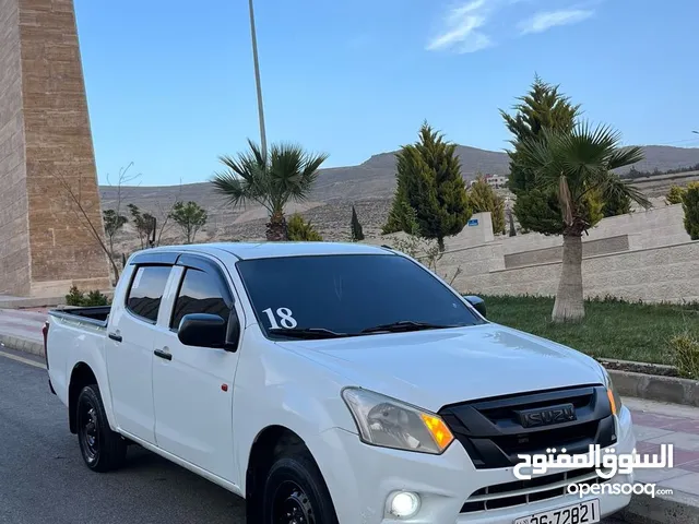  إيسوزو موديل 2018 بحالة ممتازة