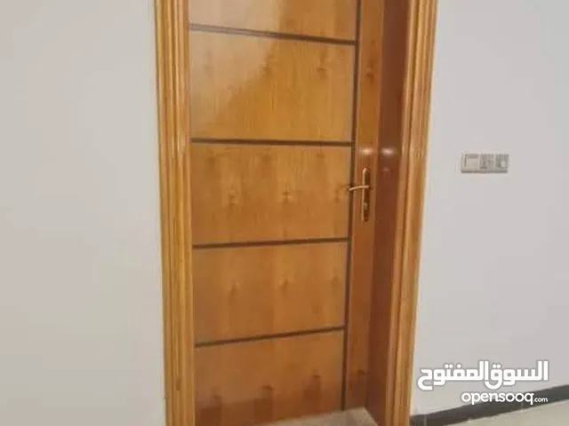 أبواب خشب يتوفر لدينا أنواع الأبواب
