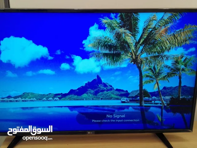  LG monitors for sale  in Muscat