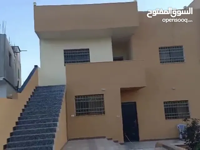 185 m2 4 Bedrooms Townhouse for Rent in Madaba Juraynah