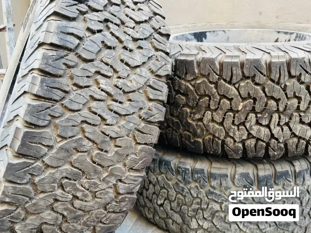 بسم الله ما شاء الله ثلاث قطع بي اف اصليه جيديدة للبيع