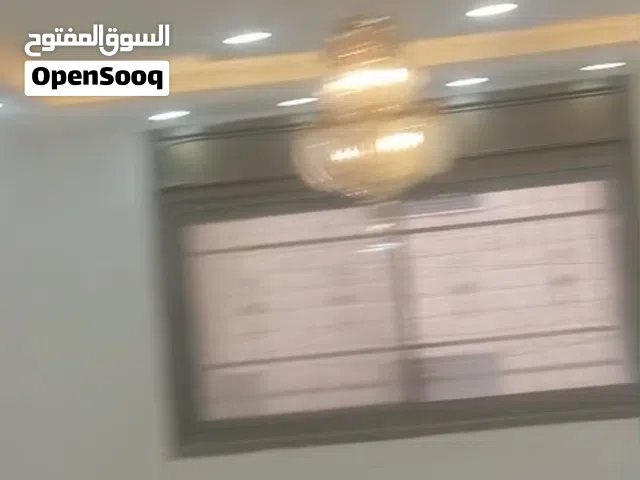 180 m2 3 Bedrooms Apartments for Sale in Ramallah and Al-Bireh Ein Musbah