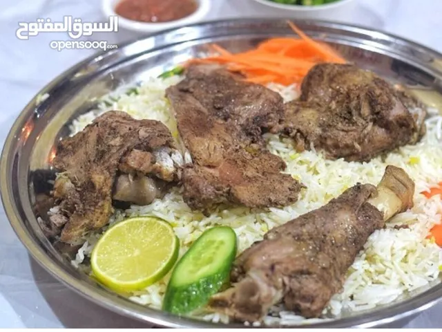 أنا طباخ جميع الأكلات اليمنيه والخليجيه استعداد جميع المناسبات966537021725+
