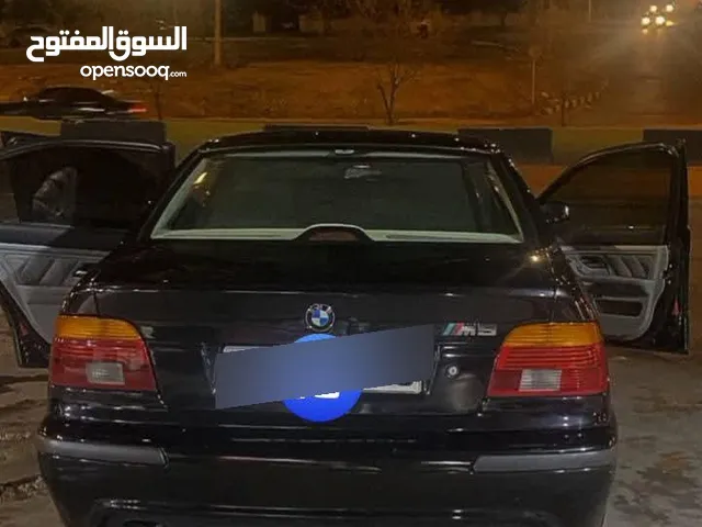 BMW 525 دب