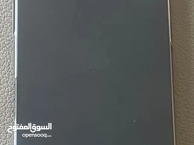 Apple iPhone 16 256 GB in Abu Dhabi