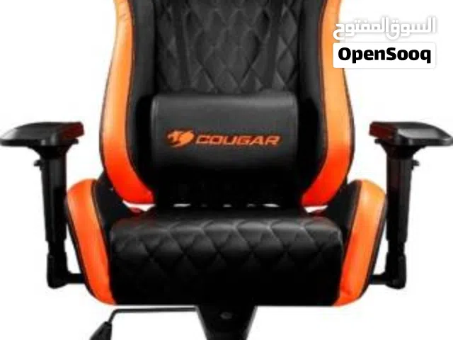 كرسي قيمنق نضيف من شركة cougar مستعمل استعمال نظيف و تقدر تجي تشوفه