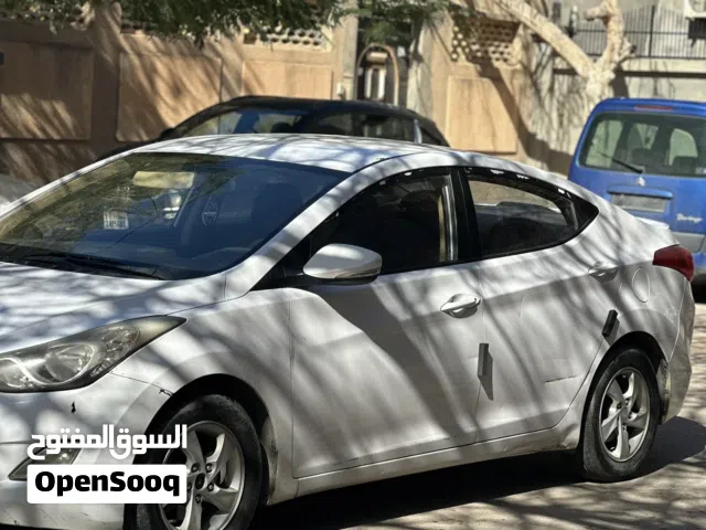 Used Hyundai Elantra in Al Khums