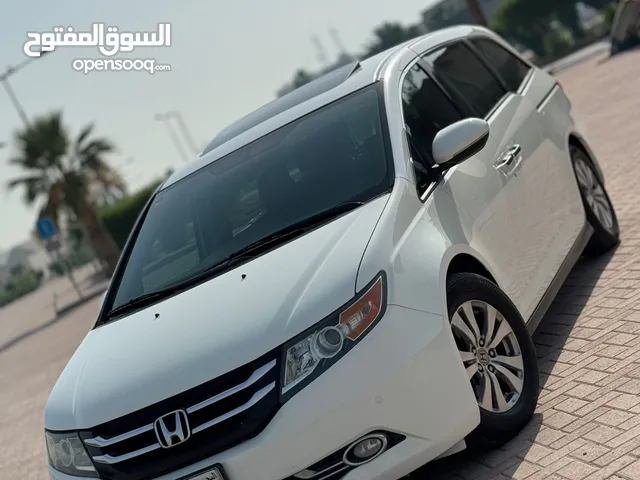 Honda Odyssey 2014 full option 3 6 5 2 4 1 6 3