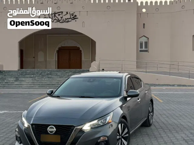 2019 نيسان التيما SL