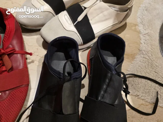 Other Comfort Shoes in Al Ahmadi