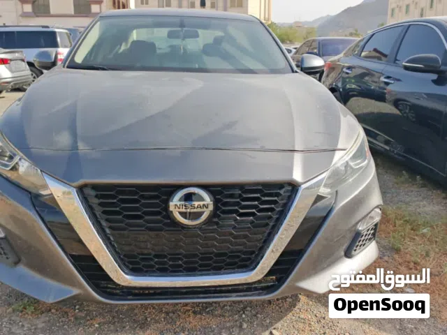 2019 نيسان التيما SL