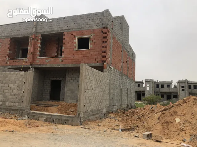 220m2 4 Bedrooms Townhouse for Sale in Tripoli Abu Saleem