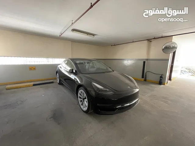 Tesla Model 3 2022 in Sharjah