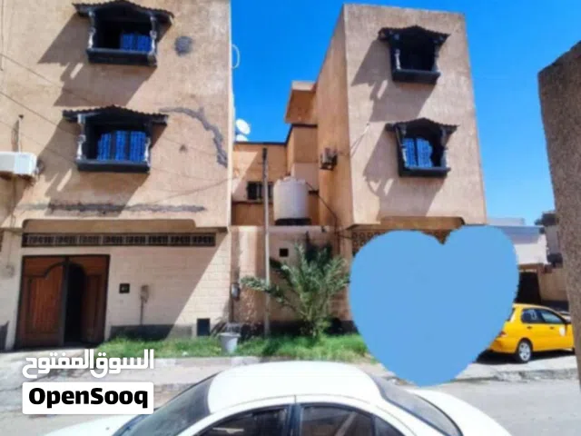 200 m2 4 Bedrooms Townhouse for Sale in Tripoli Airport Road