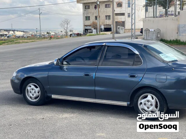 1997 هيونداي افانتي Standard