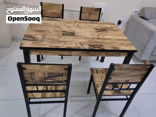 طاوله سفره للبيع اربعه كراسي
