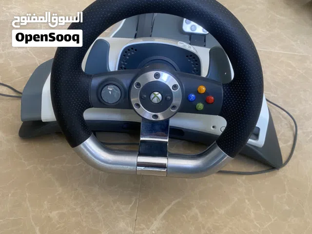 للبيع: مقود سباق Xbox 360 مع دواسات
