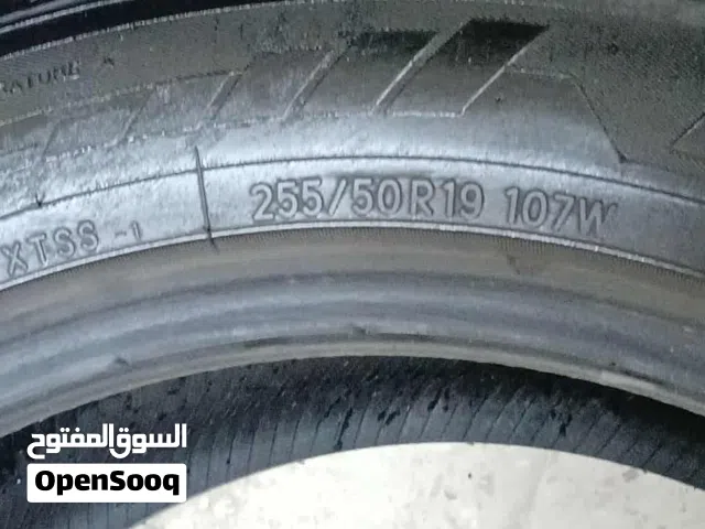 كوشوك. عدد 4 نوع ياباني تويو Toyo ياباني بسعر 85 دينار قياس 255 /50/ 19