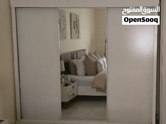 خزانة ملابس