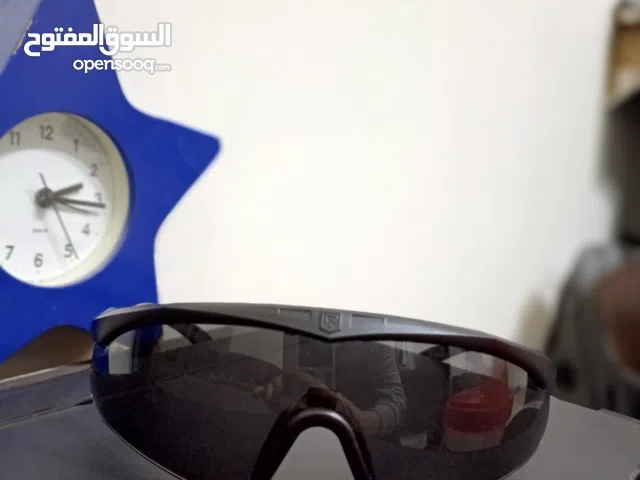 نظارة Wiley X مستعملة بحالة ممتازة.