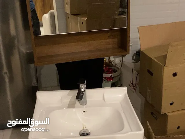 مغسلة مستعمل نظيف