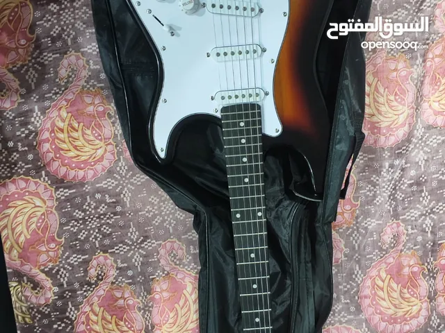 قيتار كهربائي جديد