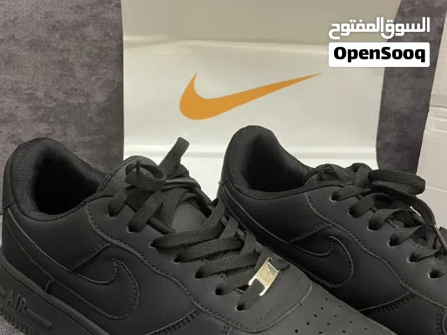 حذاء الاير فورس نايك اسود