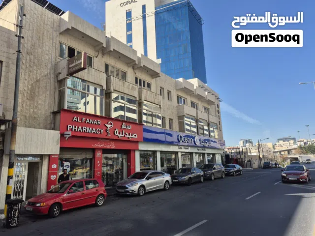 طابق كامل مفتوح للإيجار