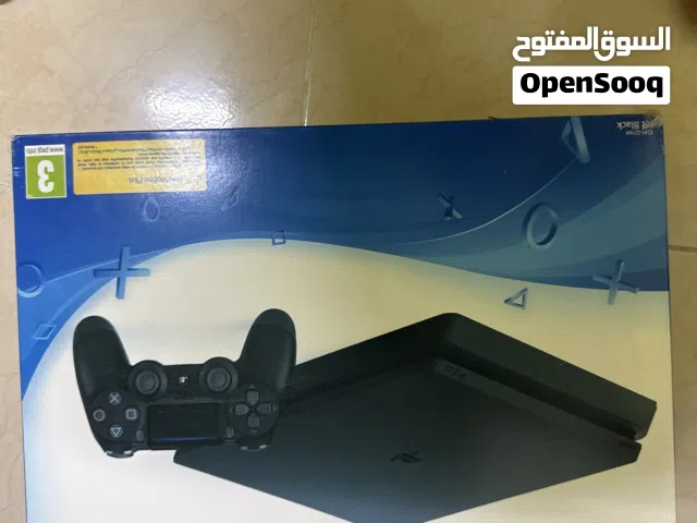 للبيع بلاستيشن 4 للتواصل وتساب فقط