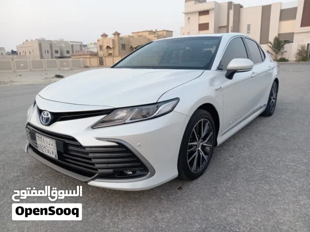 2022 تويوتا كامري GL