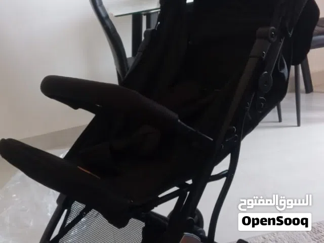 عربة اطفال