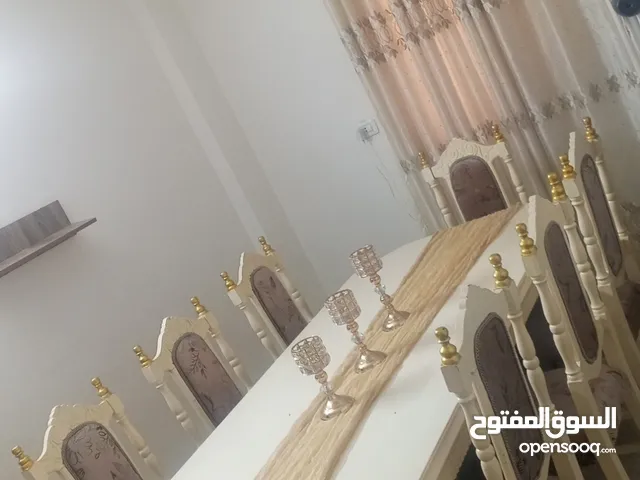 طاولة سفره للبيع خشب زان 8مقاعد