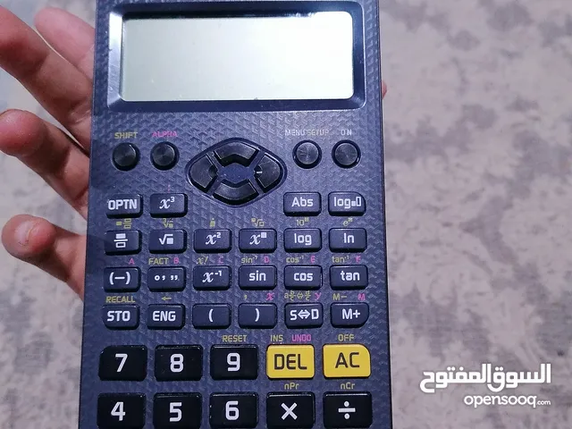 حاسبة علميه كاسيو CASIO صناعة ياباني نظافه فول