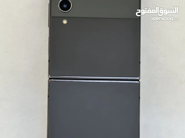 Samsung Galaxy Z Flip 4 256 GB in Amman