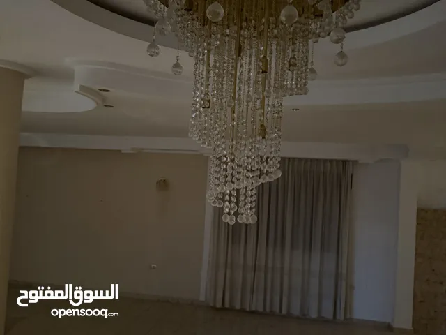 ثريا كريستال حقاني طليانيه. اصليه موديل 2006