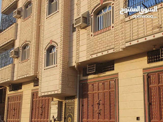 عماره جديده لكس الوكس عاد مافي احدسكن فيها للبيع في انماء تصميم داخلي روعه عرطه بجوار محطة بندر عدن