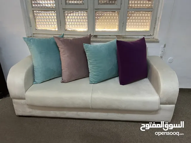 كنب قطعتين جديد غير ملموس