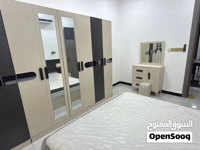 غرفة نوم جديدة غير مستعملة بعدها بالجيس