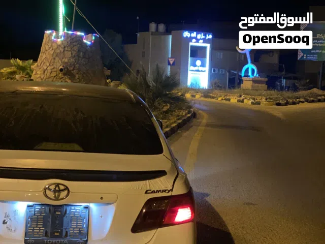 2010 تويوتا كامري E