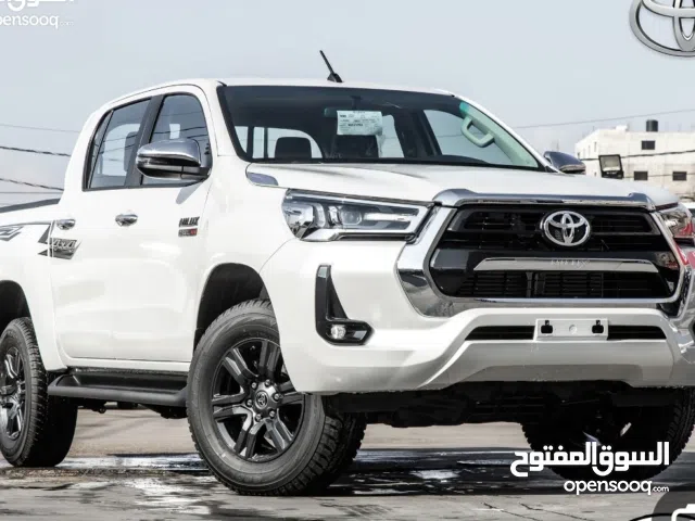 Used Toyota Hilux in Amman