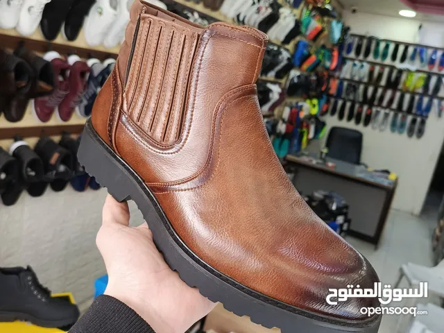 40 Casual Shoes in Amman