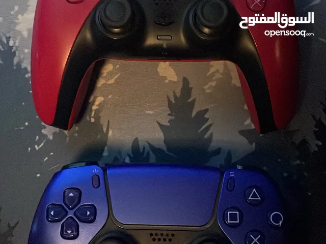 للبيع غيرين بلايستيشن 5 نظيفين وشغالين بدون اي مشاكل