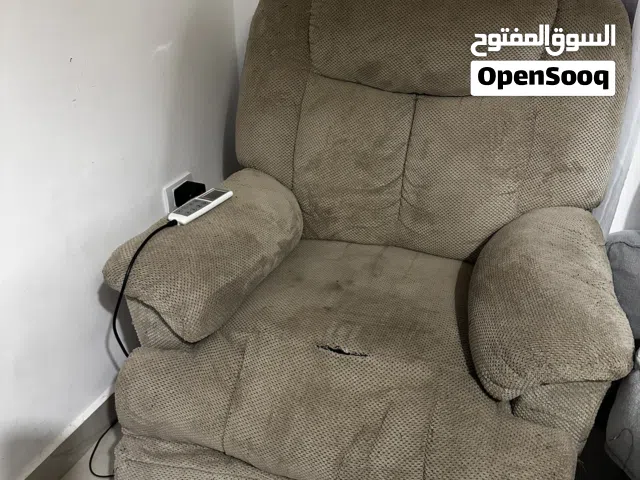 كرسي ريكلاينر كهربائي مع مساج شغال 100٪ امريكي من the grove بخلدا