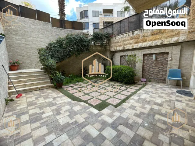 شقة \ للايجار \ شبه ارضي \ موقع مميز \خلدا