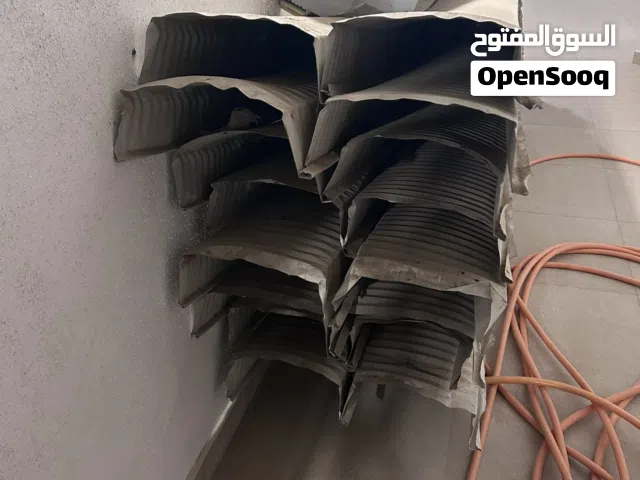 مضلة مقوسة مستعمله حاله جيده جداً