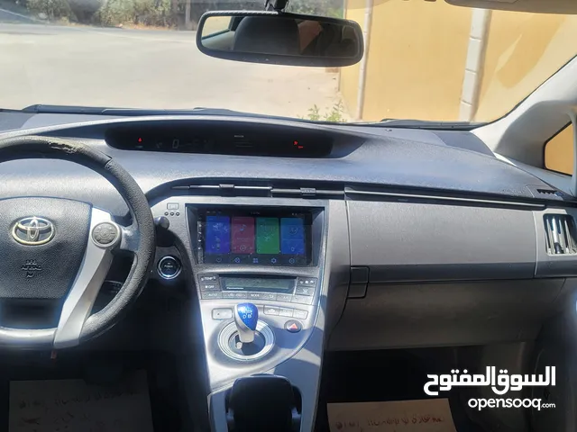 Used Toyota Prius in Amman