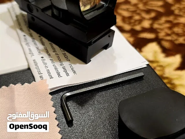 عدسه مميزه بطلاا مانع الانعكاس اربع شبكات مختلفه نقطه داخل دائره والتقاطع وقوس