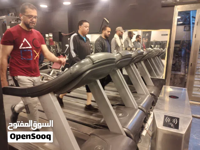 معدات صالة سيور وستب ومكينة بطن وصدر إيطالية أمريكي وكوري