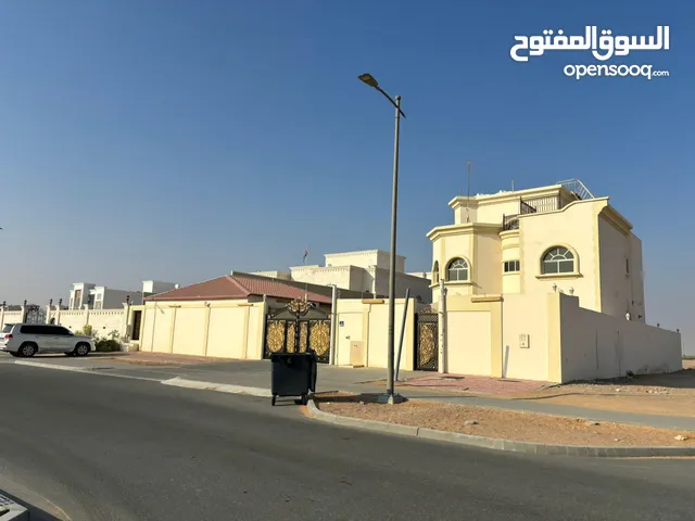 380 m2 More than 6 bedrooms Villa for Sale in Al Ain Al Amerah